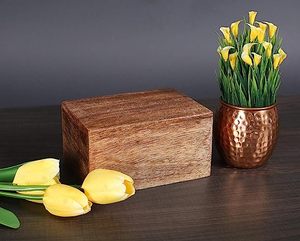 Urne funéraire humaine en bois pour cendres humaines Urne X Plaine naturelle de grande taille-Honore votre bien-aimé - Product Image 2