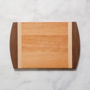 Planche à charcuterie en bois multi-usage de luxe 2026, bord incurvé, noyer, bois dur, planche de service et de découpe, pour une table élégante - Product Image 1