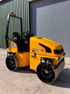 Compacteur vibrant mini 1 tonne, 3 tonnes, 5 tonnes, rouleau compresseur d'asphalte à double tambour, rouleau compresseur routier diesel de 330 kg à 5 tonnes, jusqu'à 5000 kg - Product Image 3