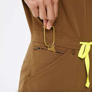 Combinaison décontractée marron pour femmes avec manches courtes et cordon de serrage à la taille - Product Image 3