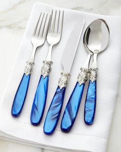 Ensemble de couverts couleur or en métal avec poignée en résine faite à la main, parfait pour une expérience culinaire et une décoration de table élégante - Product Image 6