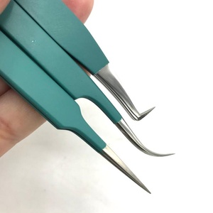 Pinces à cils professionnelles personnalisées avec logo, en acier inoxydable, 45 degrés, multifonctionnelles, volume, fibre, pointues, faible MOQ - Product Image 3