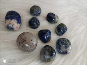 Pierre de Sodalite polie, cristal naturel de guérison, Reiki, chakra, méditation, guérison énergétique et décoration pour la maison et le jardin - Product Image 5