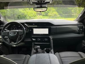 Usado 2024 GMC Sierra 1500 AT4X Crew Cab 4WD con asientos de cuero Paquete de energía Bluetooth Navegación SE Paquete de remolque - Product Image 6