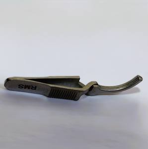 Bulldog Clamps 2 \ "Kit de instrumentos quirúrgicos manuales de acero inoxidable curvo Fuente de alimentación esencial para uso hospitalario - Product Image 2