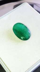 Lujoso 5.88cts Esmeralda natural AAA Lustre Bonito color verde Corte ovalado de Zambia para la fabricación de joyas con certificado IGI - Product Image 6