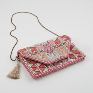 Bolso de Mano Geométrico Bohemio de Lujo Rivara para Mujer, con Cuentas Hechas a Mano, Forro de Seda, Bordado, Pedrería, Cadena de Perlas y Lazo de Piel - Product Image 3