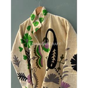 Veste en velours crème, veste brodée de fleurs, veste de soirée pour femmes, veste courte bohème avec doublure en coton intérieure, veste hippie - Product Image 4