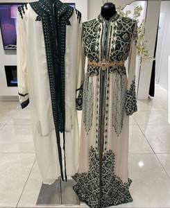 Robe Caftan Algérienne en Satin Longue Élégante Perlée Infroissable Respirante pour Fête Coupe Naturelle Traditionnelle Femme Haute Qualité - Product Image 1