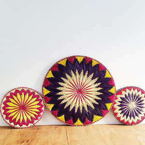 Plaque murale décorative tissée à la main, conception circulaire verte et rouge, tenture murale pour décoration de chambre fête de bureau - Product Image 3