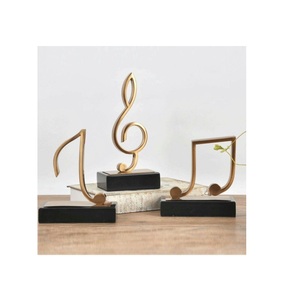 Centro DE MESA DE ALUMINIO dorado glamuroso Escultura abstracta para bodas Hogares y restaurantes Técnica de fundición - Product Image 6