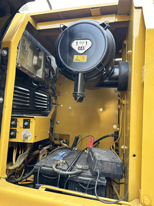 รถขุดตีนตะขาบ Caterpillar 323D มือสองคุณภาพสูง พร้อมเครื่องยนต์ Hitachi แท้รุ่น 323 อเนกประสงค์ น้ำหนัก 22 ตัน พร้อมเกียร์และปั๊ม - Product Image 3