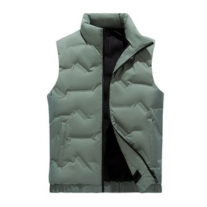 Chaleco de invierno informal con relleno de fibra de poliéster antibacteriano respetuoso con el medio ambiente transpirable con bolsillo frontal para hombres y mujeres adultos - Product Image 4