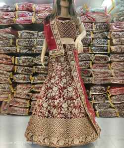 Vêtement de mariage Lehenga Choli en soie Georgette avec broderie et sequins, couleur rouge, prix de gros, vêtement ethnique Alphanumero - Product Image 3