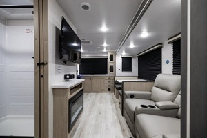 FOURNISSEUR DE NOUVELLES REMORQUES DE CAMPING 2026 East To West Del la Ter ra 263 RK à vendre pour le camping et les voyages - Product Image 4