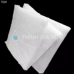 Tejido acolchado de Dacron de poliéster 100% hecho en Vietnam, impermeable, transpirable, con unión térmica, guata de PET perforada con aguja lisa - Product Image 3