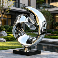 Sculpture d'anneau abstraite personnalisée en acier inoxydable plaqué argent poli miroir pour Jardin, Hôtel, Place, Aménagement paysager d'entreprise