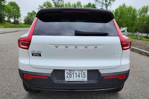 V-olvo XC40 Recharge Twin Ultimate 2023 Usado y Confiable - Product Image 2