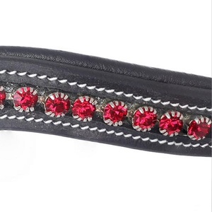 Lujo hecho a mano forma de onda profunda suave acolchado canal vacío cuero caballo ceja banda incrustaciones rojo marca cristales Bling cadena - Product Image 3