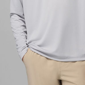 Sweat à capuche pour homme de haute qualité avec poches latérales, cordon de serrage réglable, manches longues, design pour l'hiver, service de conception OEM - Product Image 3