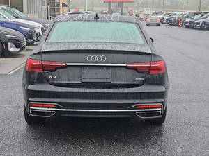 AUDI A4 quattro Premium 40 TFSI USADO 2023 - Product Image 5