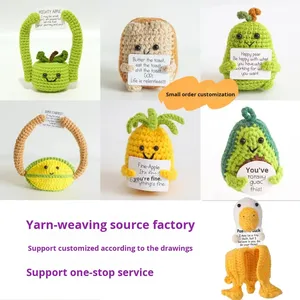 Jouet en peluche tendance et moderne pour le commerce international, fait main en fil, avec expressions originales, motifs tomate, patate, caca, concombre, et lunettes à l'énergie positive - Product Image 2