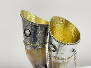 Mugs en corne pour la décoration de la maison de luxe, les plus populaires, en corne naturelle, couleur naturelle, mug à bière décoratif, bouteille en verre, design moderne - Product Image 4