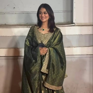 ชุดปาร์ตี้สำหรับนักออกแบบ-ชุด pent dupatta พร้อมงานปักและลำดับ - Product Image 1