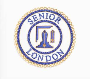 OEM diseño personalizado logotipo delantal parches insignias tela bordada de alta calidad técnica de costura a bajo precio - Product Image 6