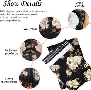 Paquete de 100 Bolsas de Poliéster para Envíos, 25x33cm, Autoadhesivas, Impermeables, Duraderas, 2.3 Mil, Negras con Rosa Blanca, Biodegradables - Product Image 3