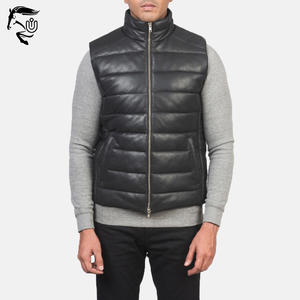 Chaleco acolchado de cuero negro Reeves hecho por Unbridleds Industry - Product Image 4