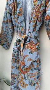 Vente chaude à la main longue veste en velours femmes veste d'hiver taille libre Robe coton manches longues Robe en velours - Product Image 6