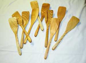 Cuchara de madera de mango macizo hecha a mano para cocina y Mesa - Product Image 3