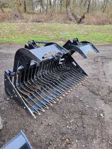 Mini-chargeuse sur chenilles Kubota SVL75-2HFWC haute puissance, capacité de charge de 2 tonnes, godet de 0,8 m, moteur diesel de 55 kW, pompe, boîte de vitesses - Product Image 5
