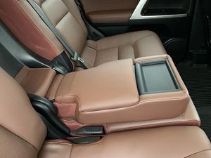 (H&S) LAND CRUISER 5.7L V8 GRIS MAGNETIQUE D'OCCASION 2021 - VÉHICULE PROPRE ET EN BON ÉTAT - Product Image 3