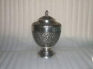 Vente chaude urnes de crémation européennes Gulden fini élégant pour les fournitures funéraires urnes en métal au prix de gros nouvelles urnes souvenir - Product Image 2