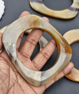 Couleur naturelle véritable corne de buffle naturelle laquée Bracelet corne Bracelet Bracelet cadeau pour femme empilable Bracelet cadeau agate - Product Image 4