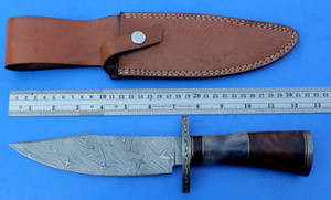 Couteau Bowie de chasse en acier Damas personnalisable fait à la main avec manche en bois et os couteau de camping cadeau pour lui et elle supporté par OEM - Product Image 3