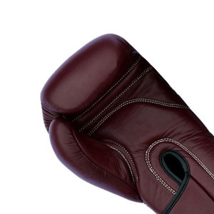 ถุงมือชกมวยที่มีการรองรับข้อมืออย่างมั่นคงและบุอย่างเรียบเนียน พร้อมการบุที่ทนทานและตะเข็บที่แข็งแรง - Product Image 5