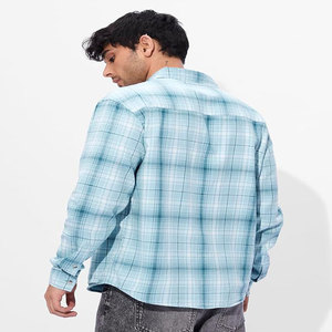 Camisas formales de negocios de oficina de manga larga con cuello vuelto y botones informales de alta calidad para hombres - Product Image 4
