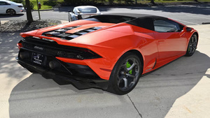 Lamborghini Huracán EVO Spyder RWD 2023, Seminuevo, en Excelentes Condiciones - Product Image 3
