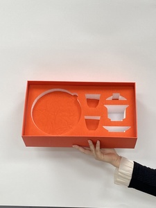 Boîte d'emballage de service à thé chinois rouge avec insertion personnalisée <span class=keywords><strong>pour</strong></span> stockage de tasses de théière en <span class=keywords><strong>porcelaine</strong></span> cadeau Premium et promotion de marque - Product Image 6
