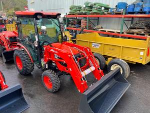 Tractor Agrícola Kioti de 40HP, 50HP, 60HP, Tractor de Ruedas 2WD con Bomba, Mejor Calidad, Motor con Engranajes y Pesas Delanteras 2WD - Product Image 3