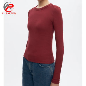 เสื้อยืดสำหรับผู้หญิงแบบนุ่มระบายอากาศได้ดีไซส์ใหญ่พิเศษออกแบบโลโก้ได้ตามต้องการ - Product Image 3