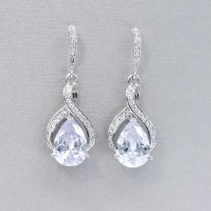 ต่างหูเม็ดเดี่ยวสีเงินมอยส์ซอไนต์ทรงลูกแพร์ต่างหูเม็ดเดี่ยวสวยงามของขวัญฮิปฮอปตามสั่งสำหรับเธอ - Product Image 5