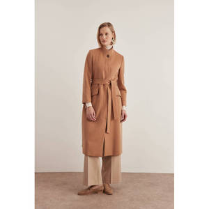กระเป๋าสะพายไหล่ลายทอแบบฤดูใบไม้ร่วง รุ่น Camel Judge Yaka - Product Image 4