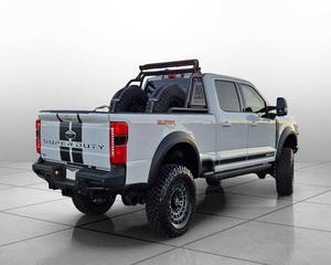 Ford Super Duty F-250 SRW LARIAT 4WD Crew Cab Pickup Usada, Año 2024 - Product Image 4