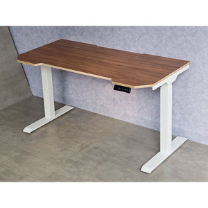 Escritorio de Juegos Moderno de Lujo en Madera, 140x70cm, Superficie de Carbono, Altura Ajustable Eléctricamente GD68074 - Product Image 3