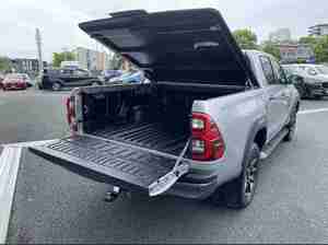 2023 H i Lu x GD 6 RB 4x4 SUV 8L Gasolina Combustible Asientos de cuero Dirección derecha izquierda con Excelente Estado - Product Image 2