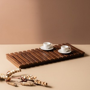 Plateau de service moderne en bois à lattes avec plateau supérieur amovible, plateau de présentation minimaliste pour café, thé et nourriture, pour la maison et l'hôtel - Product Image 3